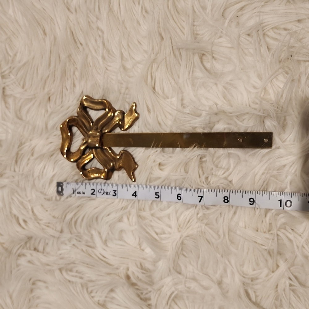 Vintage Brass Wall Hanging - Picture 2 of 6